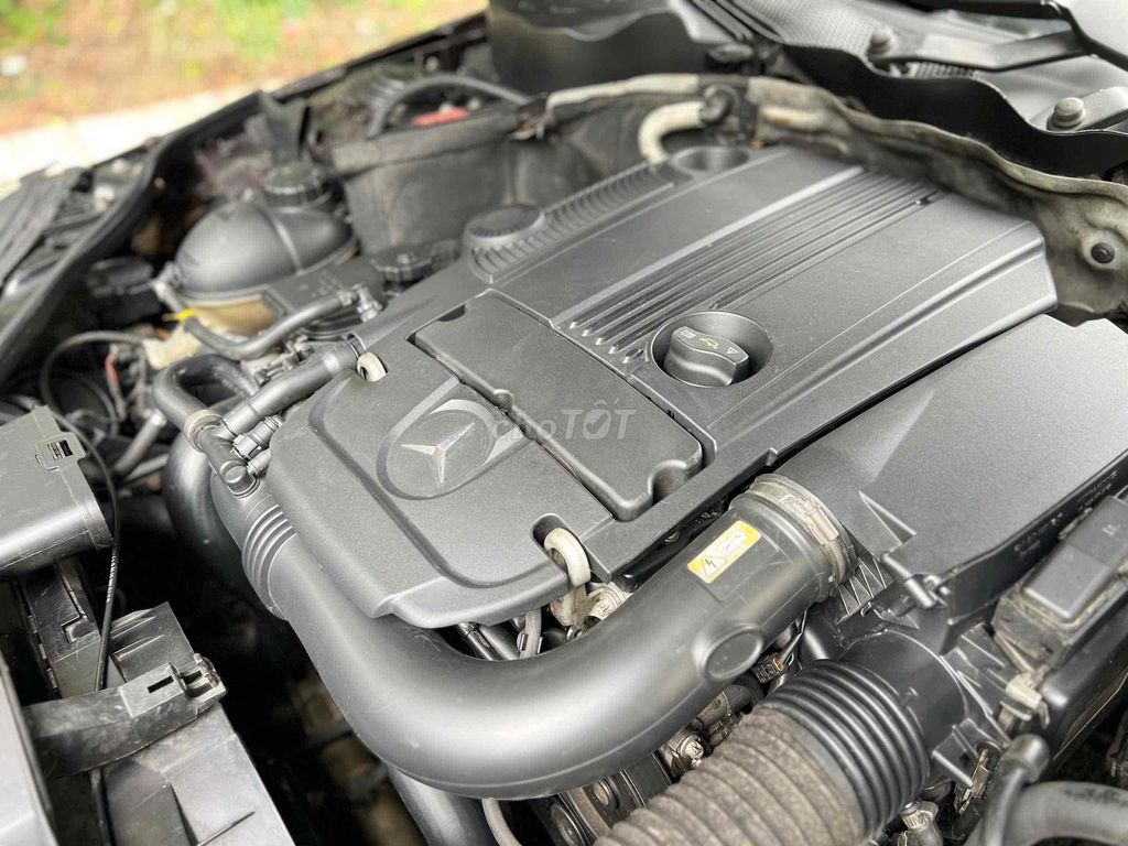 Mercedes Benz E Class 2010 E250 - 130000 km. Mua bán Ô tô tại Thành phố Thuận An Bình Dương được đăng bởi Trần Trung Hiếu hình 18