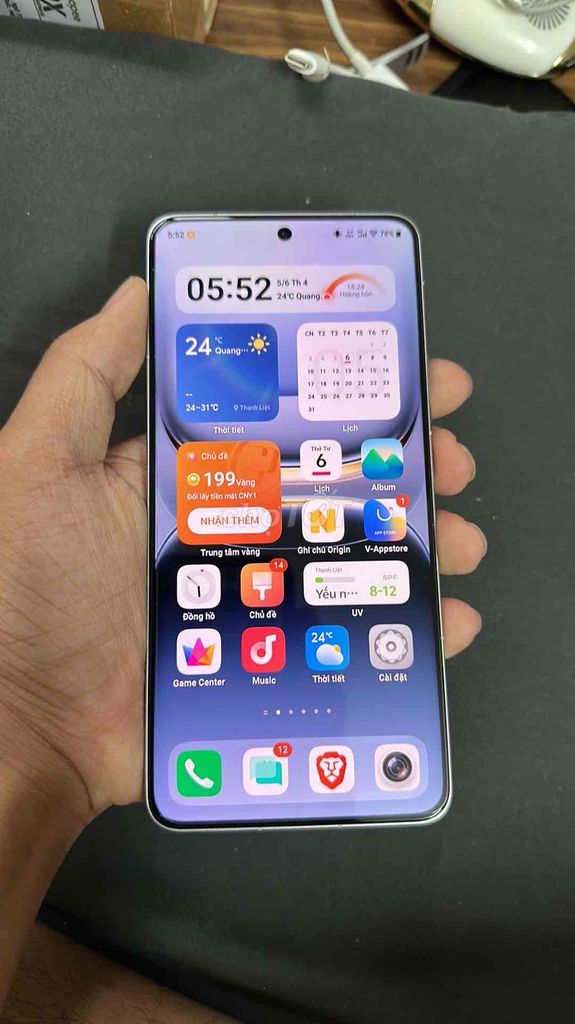 iQOO 13 12GB/256GB Xám. Mua bán Điện thoại tại Huyện Thanh Trì Hà Nội được đăng bởi Bùi Minh Hoàng hình 1