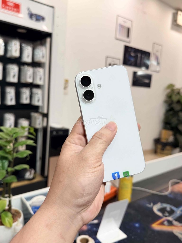 Apple iPhone 16 128GB Trắng KH/A. Mua bán Điện thoại tại Quận Thanh Xuân Hà Nội được đăng bởi Đặng Minh Kiên hình 1