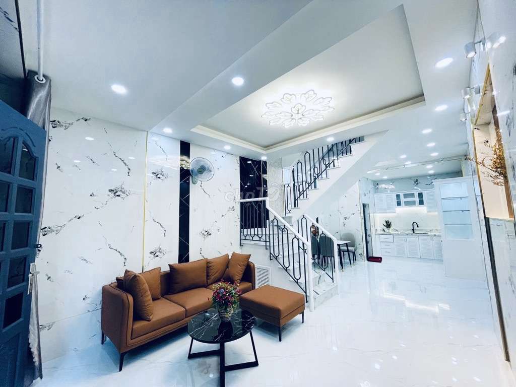 🏡SIÊU PHẨM KHAI XUÂN NHỈNH 3 TỶ - 42M² - HẺM THÔNG - TRUNG TÂM GÒ VẤP