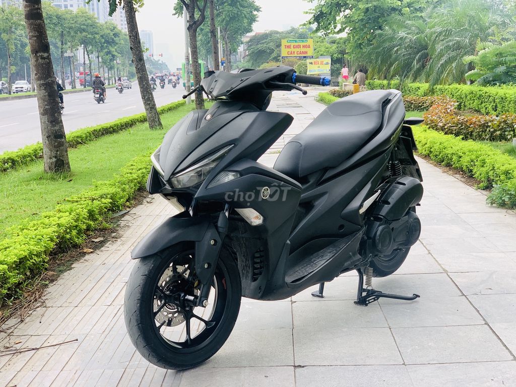 YAMAHA NVX 155 ABS ĐEN NHÁM MÁY ZIN,BAO SANG TÊN