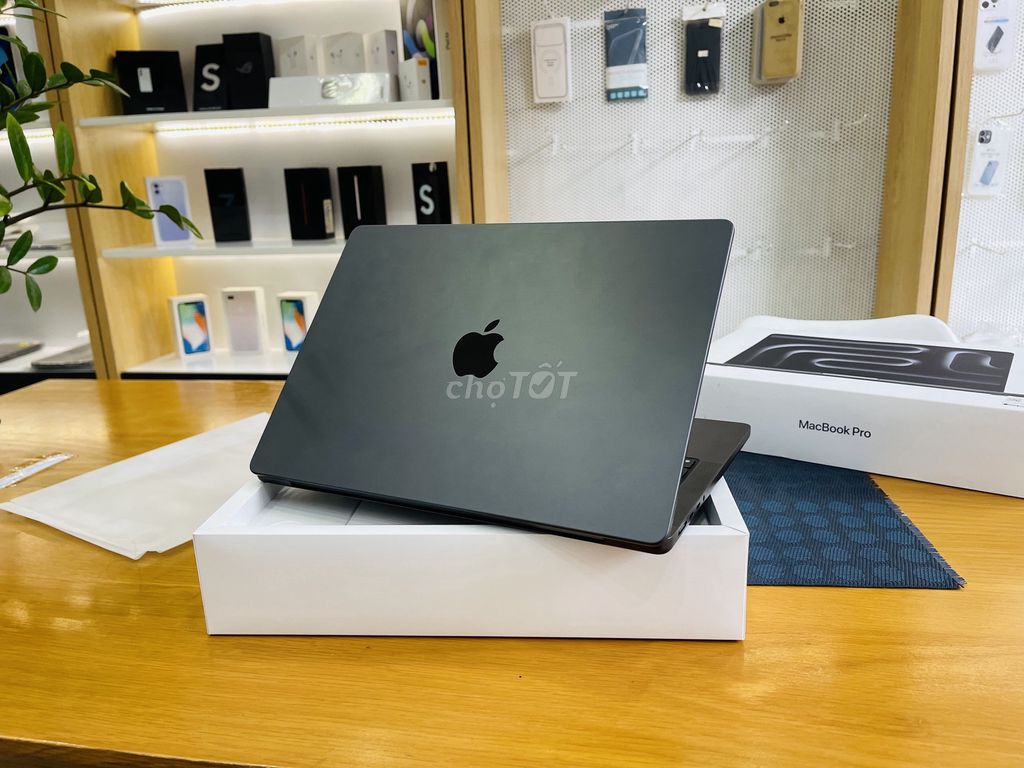 MacBook Pro M4 16GB/512GB Xám Lướt Keng. Mua bán Laptop tại Quận Thanh Khê Đà Nẵng được đăng bởi 2C MOBILE hình 1