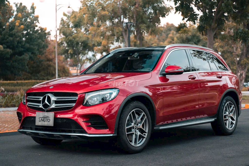 Mercedes Benz GLC300 4Matic 2019 - 68000 km. Mua bán Ô tô tại Quận Tân Phú Tp Hồ Chí Minh được đăng bởi Thái LA Auto hình 1