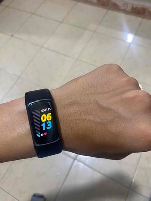 đồng hồ fitbit chage 5