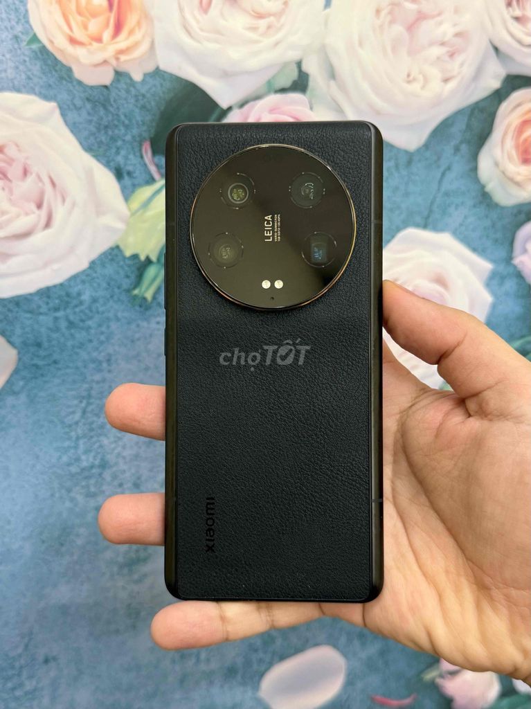 Xiaomi 13 Ultra 12/256GB Đen BH 6th có trả góp. Mua bán Điện thoại tại Quận Thanh Khê Đà Nẵng được đăng bởi Bèo Mobile Store hình 1