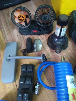 Bán ít đồ liên quan đến XE HƠI. Mua bán Phụ tùng xe tại Quận Hoàng Mai Hà Nội được đăng bởi Mr Tiên 