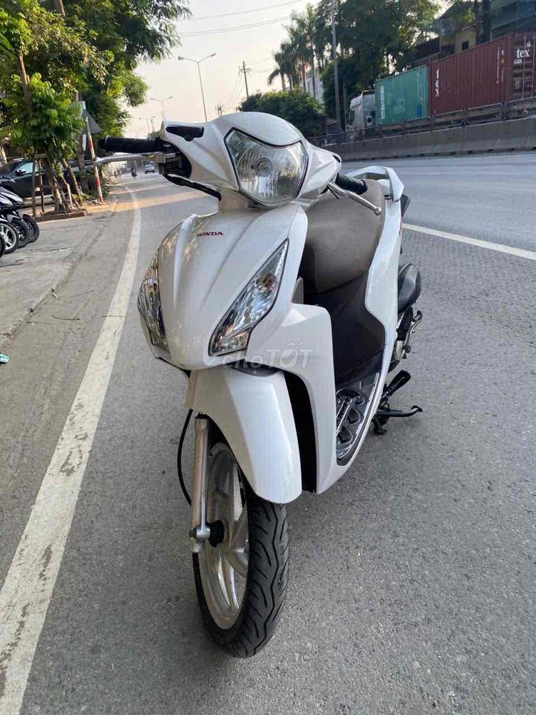 Honda Vision đời cao zin đẹp mê ly. Mua bán Xe máy tại Quận Hồng Bàng Hải Phòng được đăng bởi Ly  hình 3