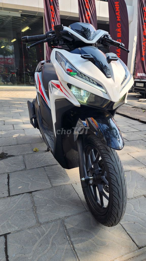 Honda Vario 125 2018 Trắng Đã sử dụng. Mua bán Xe máy tại Quận Cầu Giấy Hà Nội được đăng bởi iMotorbike Hà Nội hình 1