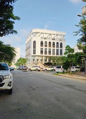 🔥 CHO THUÊ TÒA NHÀ GÓC 2 MẶT TIỀN NGUYỄN BÁ HUÂN – QUẬN 2 DT 1500M2 🔥