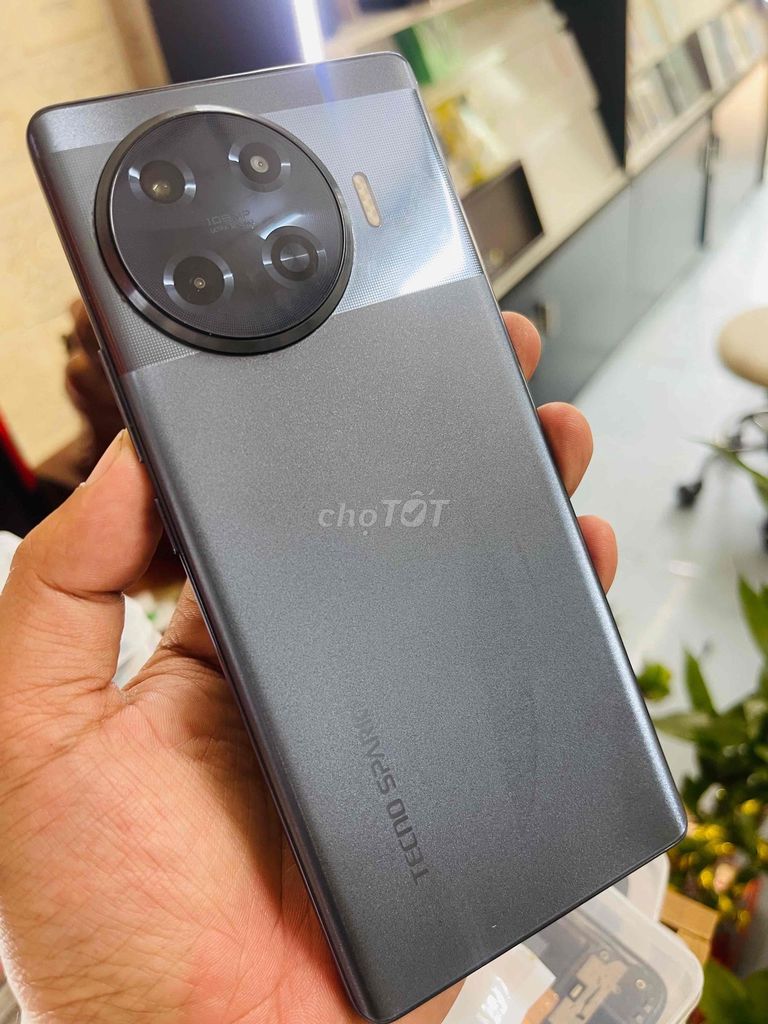 Tecno Spark 20 Pro Plus 256GB Xám. Mua bán Điện thoại tại Quận Liên Chiểu Đà Nẵng được đăng bởi phượng hình 1