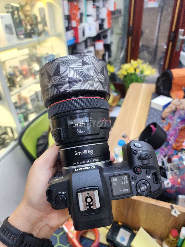 Canon R + Ngàm + 50L. Mua bán Máy ảnh, Máy quay tại Quận Hai Bà Trưng Hà Nội được đăng bởi Máy Ảnh Tốt MAYANHTOT hình 1