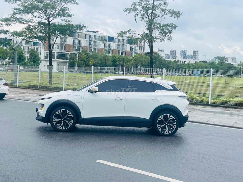 VinFast VF 6 Plus 2024 Trắng 5 vạn km. Mua bán Ô tô tại Quận Hoàng Mai Hà Nội được đăng bởi Dương Xuân Trường hình 3