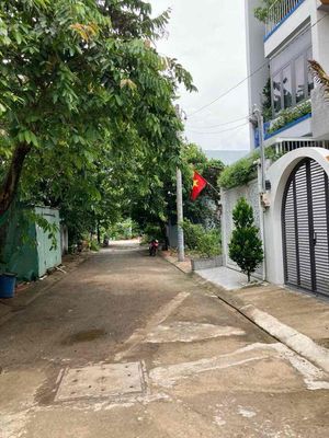 Hiếm Đất thổ cư 64m2 gần Vinhomes Q9 Long Bình Thủ Đức
