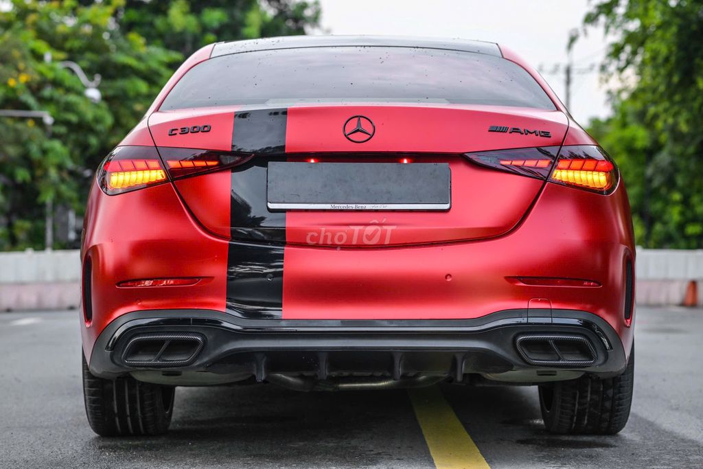 ❤️ Mercedes-Benz C300 AMG 2022, Đỏ nhám cực ngầu. Mua bán Ô tô tại Quận 7 Tp Hồ Chí Minh được đăng bởi Tri Mercedes DNZ hình 7