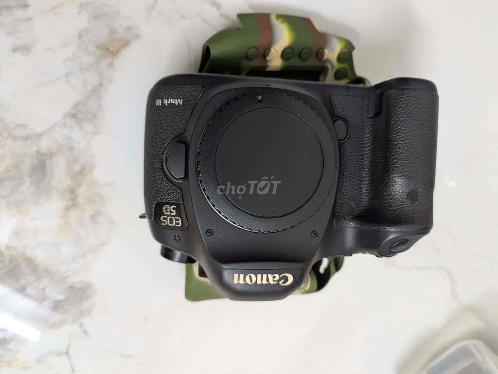 Máy ảnh Canon EOS 5D Mark III Đã qua sử dụng. Mua bán Máy ảnh, Máy quay tại Quận Ba Đình Hà Nội được đăng bởi Beo Hieu hình 1