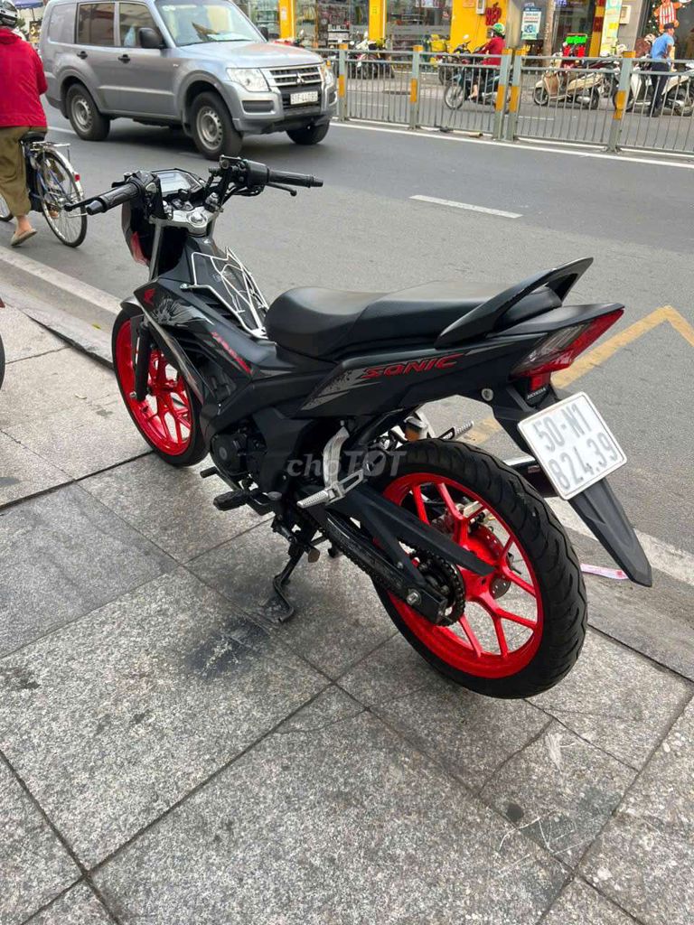 Honda Sonic 150 2020 Đen Đỏ. Mua bán Xe máy tại Quận Tân Phú Tp Hồ Chí Minh được đăng bởi Tuanduy hình 3