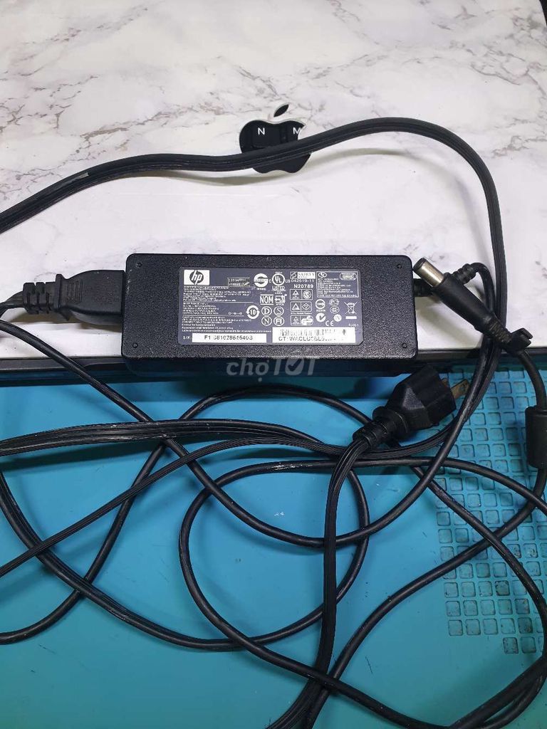 💥 Thanh lý Sạc laptop HP 90W chui to như hình.. Mua bán Phụ kiện (Màn hình, Chuột...) tại Quận Ninh Kiều Cần Thơ được đăng bởi Góc THANH LÝ  hình 1