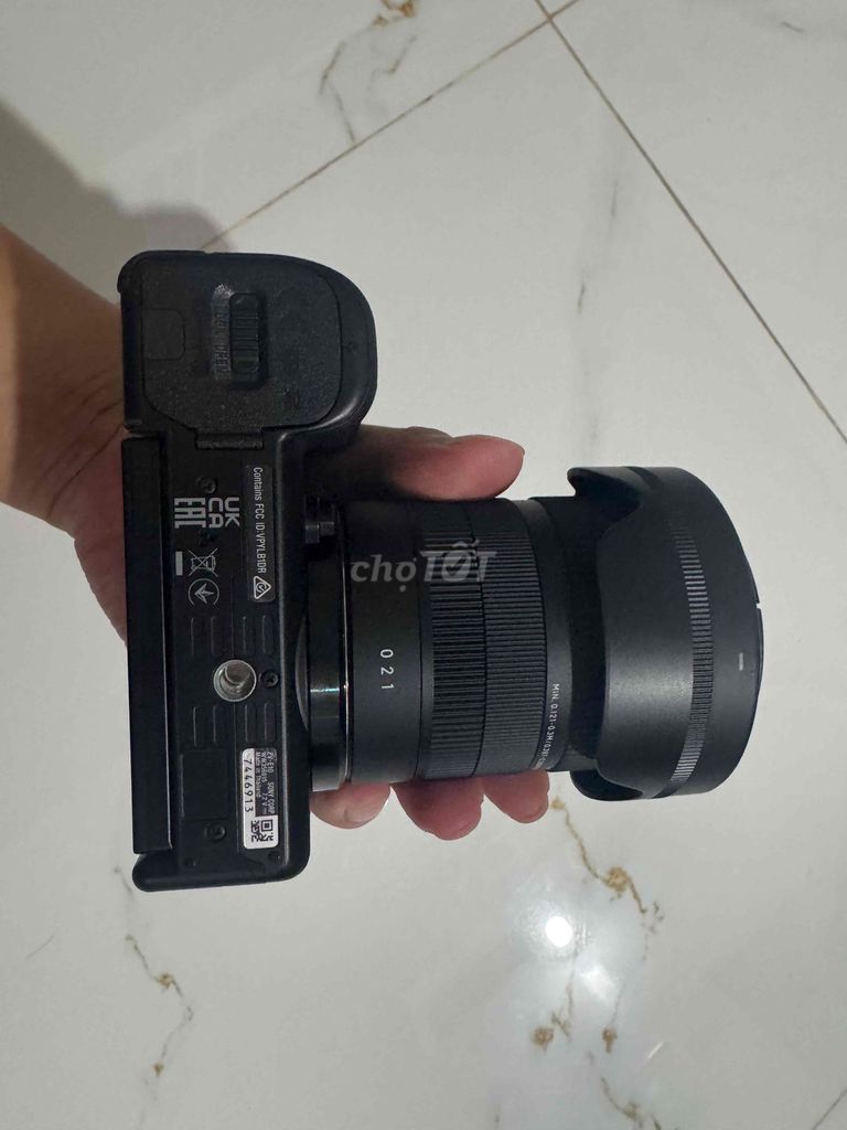 Máy ảnh Sony ZV-E10 kèm lens Sigma 18-50. Mua bán Máy ảnh, Máy quay tại Thành phố Trà Vinh Trà Vinh được đăng bởi Lộc Kia Mazda Trà Vinh hình 1