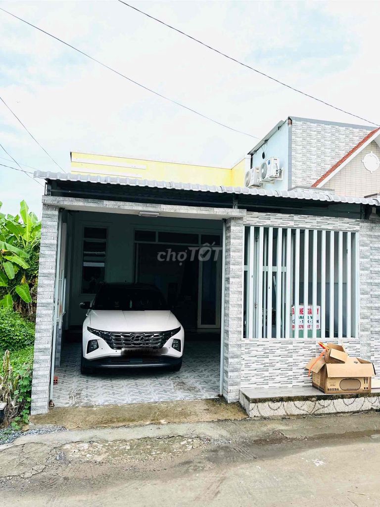 Cho thuê nhà nguyên căn gần chợ Cầu Đôi hẻm xe tải