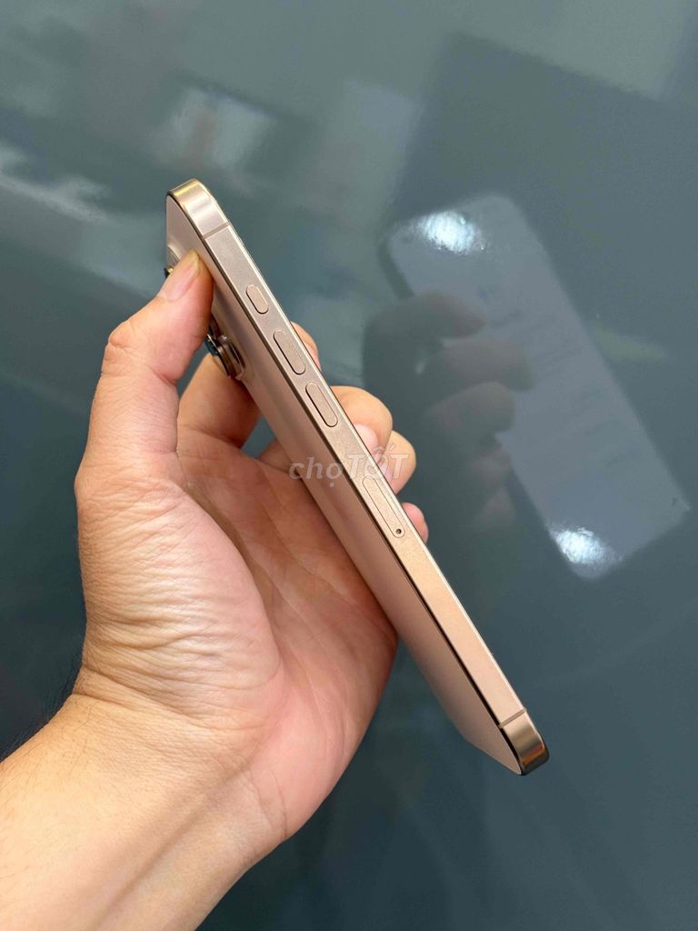 16 Pro Max 256GB VN Pin 93 Zin keng BH 11/2025. Mua bán Điện thoại tại Quận Ninh Kiều Cần Thơ được đăng bởi Quý Mobile Cần thơ hình 3