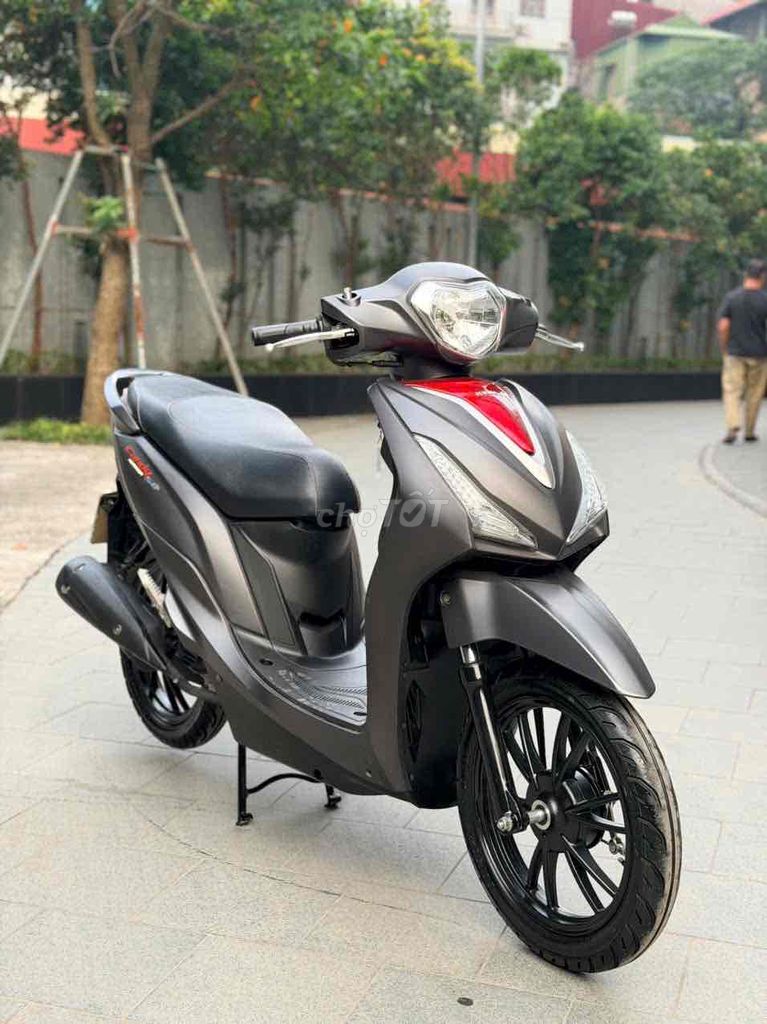 Kymco Candy Hermosa 2021 Xám. Mua bán Xe máy tại Quận Cầu Giấy Hà Nội được đăng bởi Anh Khoa hình 5