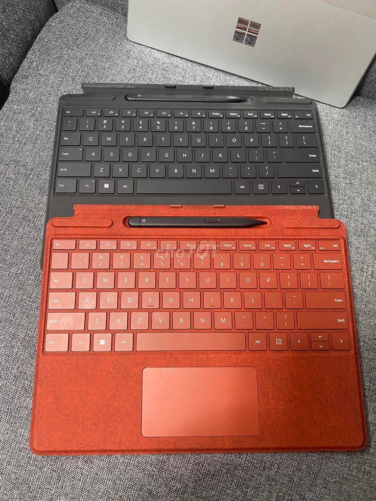 Phím Surface Pro 8-9-10-11 đủ màu, xài lướt, NEW. Mua bán Phụ kiện (Màn hình, Chuột...) tại Quận Tân Bình Tp Hồ Chí Minh được đăng bởi Linh Surface Bảo Bảo hình 1