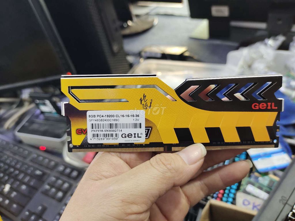 🍓RAM DDR4 8GB TẢN AE LẮP MÁY BAO ÊM KO LỖI LẦM