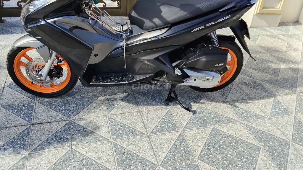 Gl cặp mâm ab 125 cam lấy đen hoặc đổi mâm củ. Mua bán Phụ tùng xe tại Huyện Phong Điền Cần Thơ được đăng bởi Võ Tuấn Đạt hình 6