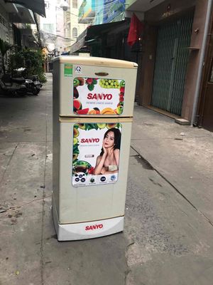 Tủ lạnh Sanzo 120 l dùng tốt hỗ trợ vận chuyển gần. Mua bán Tủ lạnh tại Quận Tân Phú Tp Hồ Chí Minh được đăng bởi MẠNH HẢI