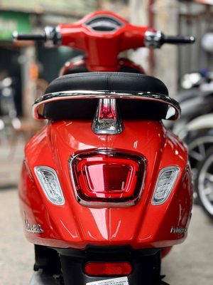 Piaggio Vespa Primavera 125 2024 Đỏ. Mua bán Xe máy tại Quận Cầu Giấy Hà Nội được đăng bởi Tuấn Việt Motor hình 1
