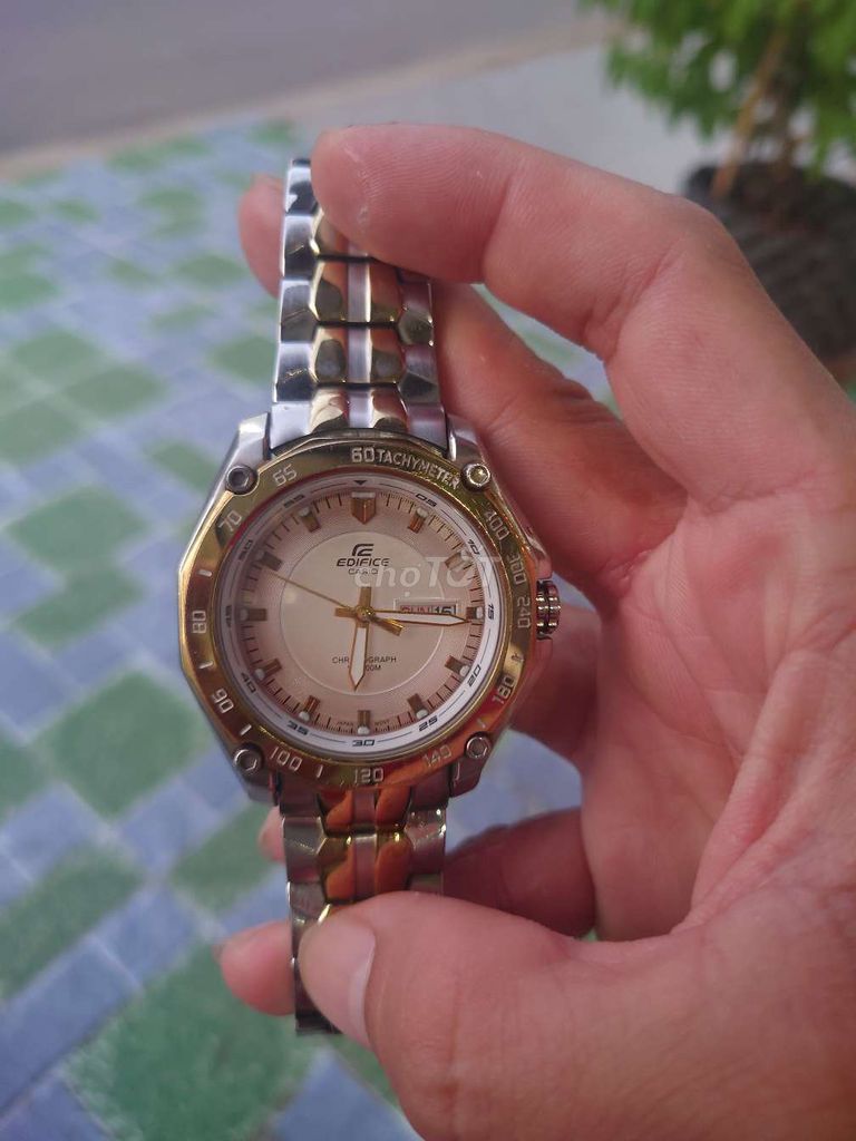 Casio Edifice Nam Kim loại Bạc Vàng. Mua bán Đồng hồ tại Thành phố Trà Vinh Trà Vinh được đăng bởi Nhân hình 1