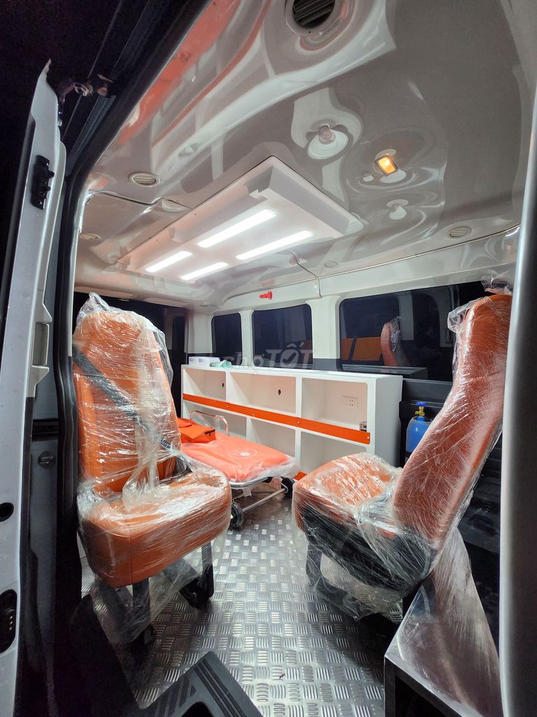Ford Transit 2025 Cứu Thương. Mua bán Ô tô tại Huyện Phú Xuyên Hà Nội được đăng bởi Vũ Ngọc Quang hình 11