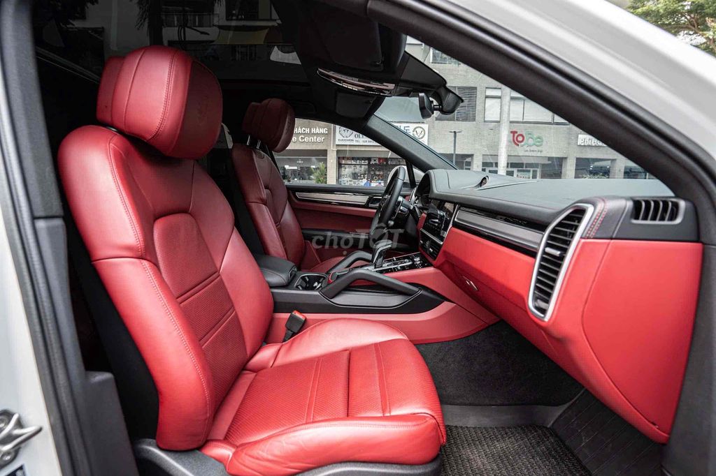 Cayenne Coupe Model 2023 màu trắng nt đỏ siêu đẹp. Mua bán Ô tô tại Quận 7 Tp Hồ Chí Minh được đăng bởi Dương Phương hình 18
