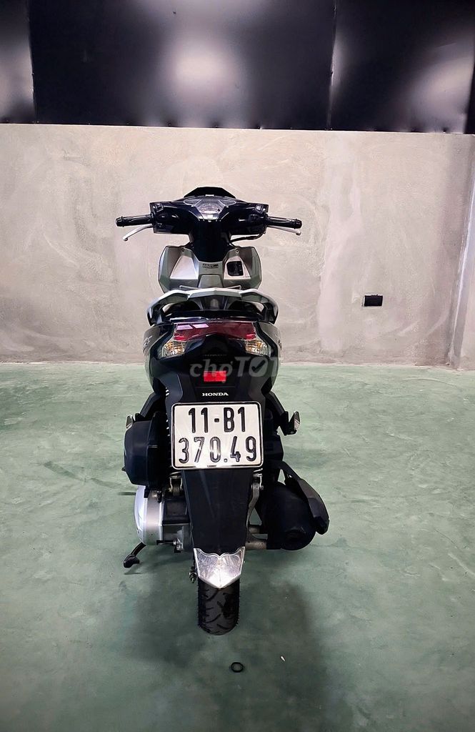 HONDA AIRBLADE 2019 CHÍNH CHỦ ODO 10.300KM. Mua bán Xe máy tại Quận Cầu Giấy Hà Nội được đăng bởi iMotorbike Hà Nội hình 1