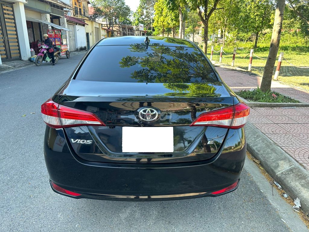 Toyota Vios 1.5E 2020 số tay. MỚi Nhất Việt Nam. Mua bán Ô tô tại Huyện Sóc Sơn Hà Nội được đăng bởi Salon Auto Đào Hằng hình 4