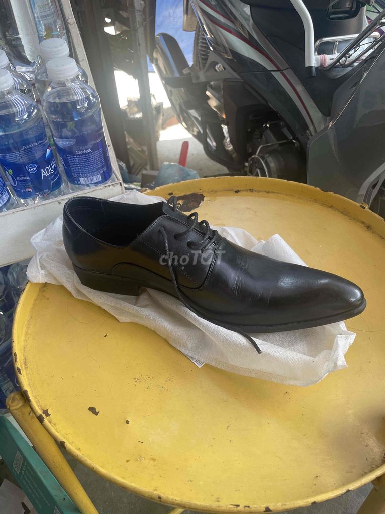 GIÀY ROSI SIZE 40 mới 99%. Mua bán Giày dép tại Huyện An Phú An Giang được đăng bởi Hoangmy123123 hình 1