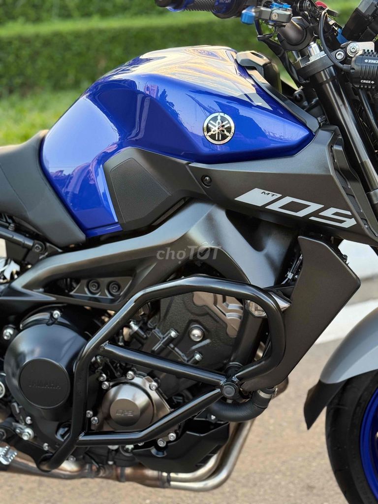 MT-09 odo 5000km siêu mới 1 chủ mua thùng. Mua bán Xe máy tại Quận Bình Thạnh Tp Hồ Chí Minh được đăng bởi Nguyễn Khải Nguyên hình 16