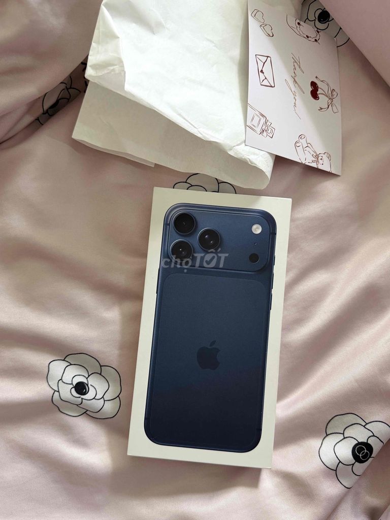 iPhone 17 Pro Max 2TB New Seal chưa active. Mua bán Điện thoại tại Quận 1 Tp Hồ Chí Minh được đăng bởi Rose  hình 1