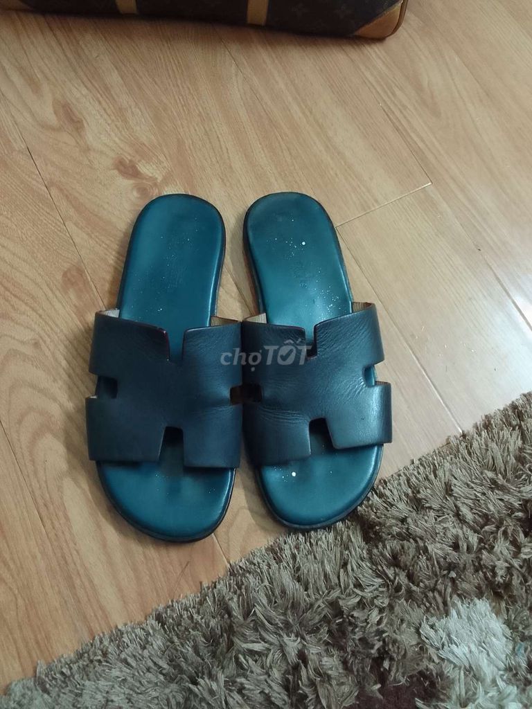 Thanh lý sandal Hm