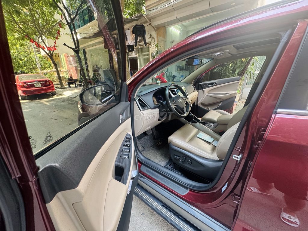 Hyundai Tucson 2016  - 100000 km. Mua bán Ô tô tại Quận Hà Đông Hà Nội được đăng bởi Nguyễn thanh tùng hình 4