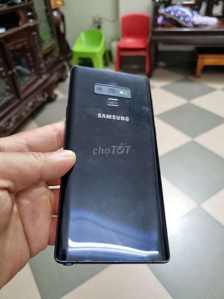 Samsung Galaxy Note 9 Đen Đã thay nắp lưng. Mua bán Điện thoại tại Huyện Gia Lâm Hà Nội được đăng bởi Bùi tuấn anh hình 1