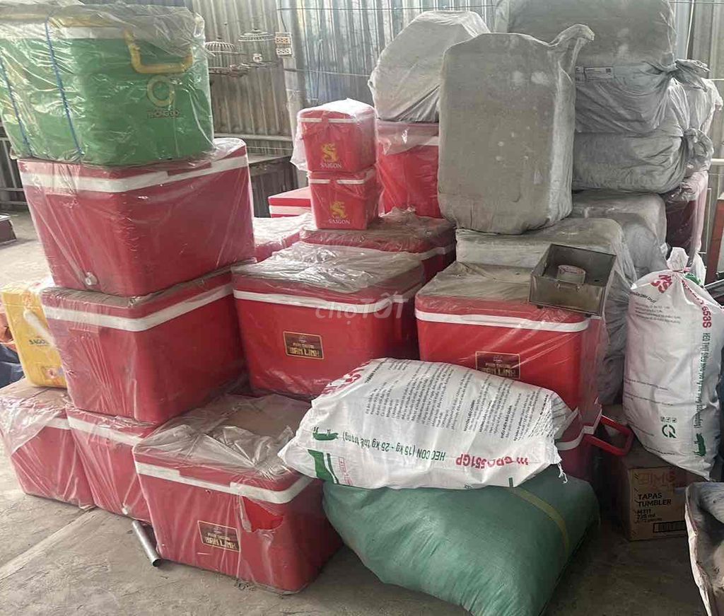 Thùng đá giữ nhiệt Nhựa 45L Đỏ. Mua bán Dụng cụ nhà bếp tại Thành phố Biên Hòa Đồng Nai được đăng bởi Dai Phuoc hình 1