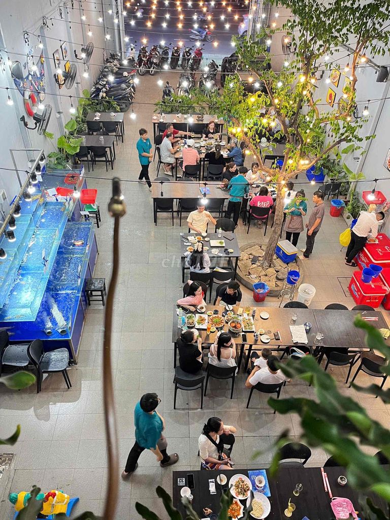 🏡 Sang mặt bằng khủng 600m2  gần ngã 6 GV, đầy đủ dụng cụ, chỉ 2 tỷ. Mua bán văn phòng, mặt bằng kinh doanh tại Quận Gò Vấp Tp Hồ Chí Minh được đăng bởi TRẦN THỊ THU THANH hình 1
