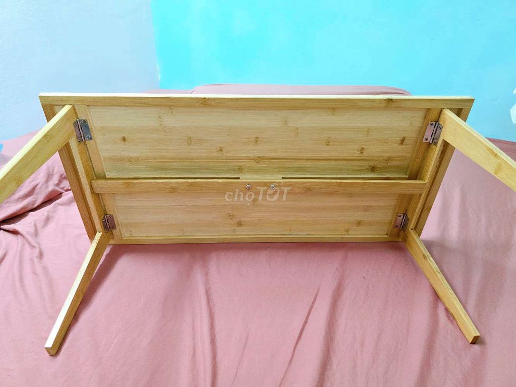 Bàn gỗ xếp gọn mới 99%. Mua bán Bàn ghế tại Quận 6 Tp Hồ Chí Minh được đăng bởi Nam hình 1
