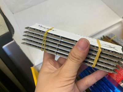 RAM HYPER DDR3 8G TRẮNG LÊN CÂY BỂ CÁ SIÊU ĐẸP