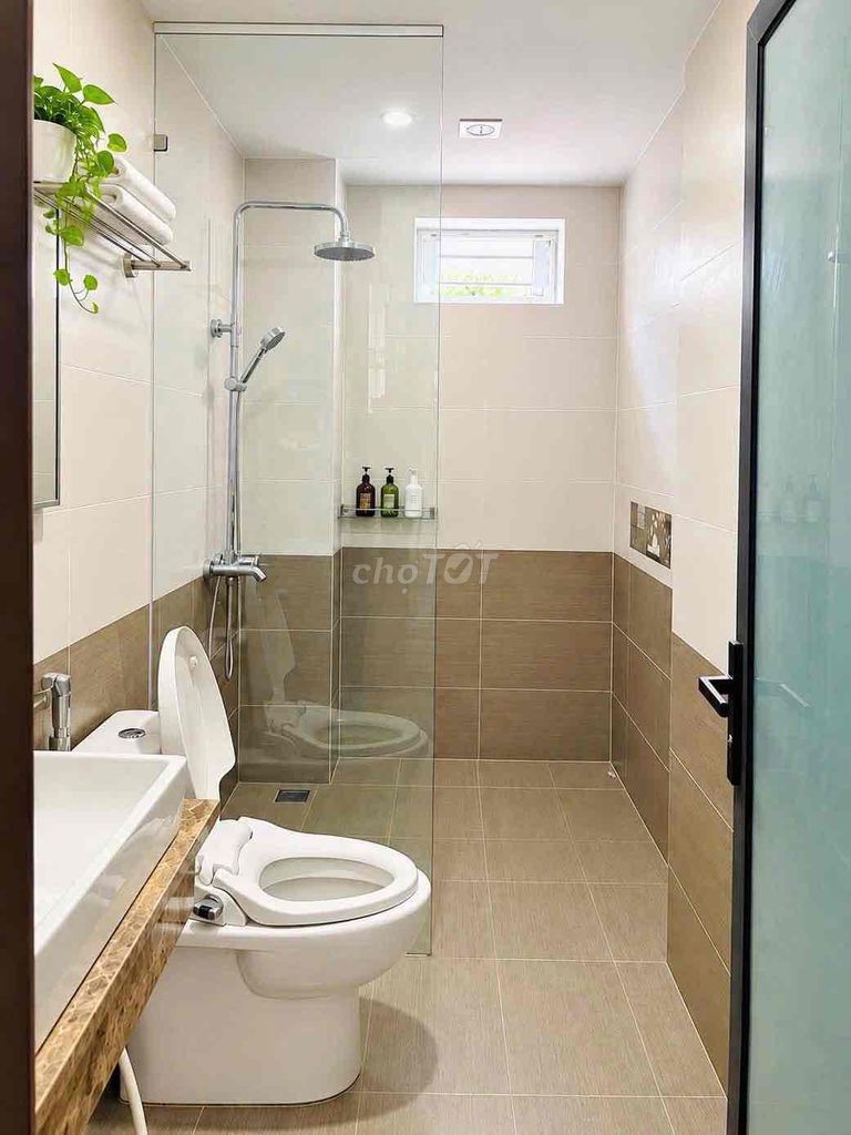 Furnished 3-storey family home in Nam Việt Á — photo 7