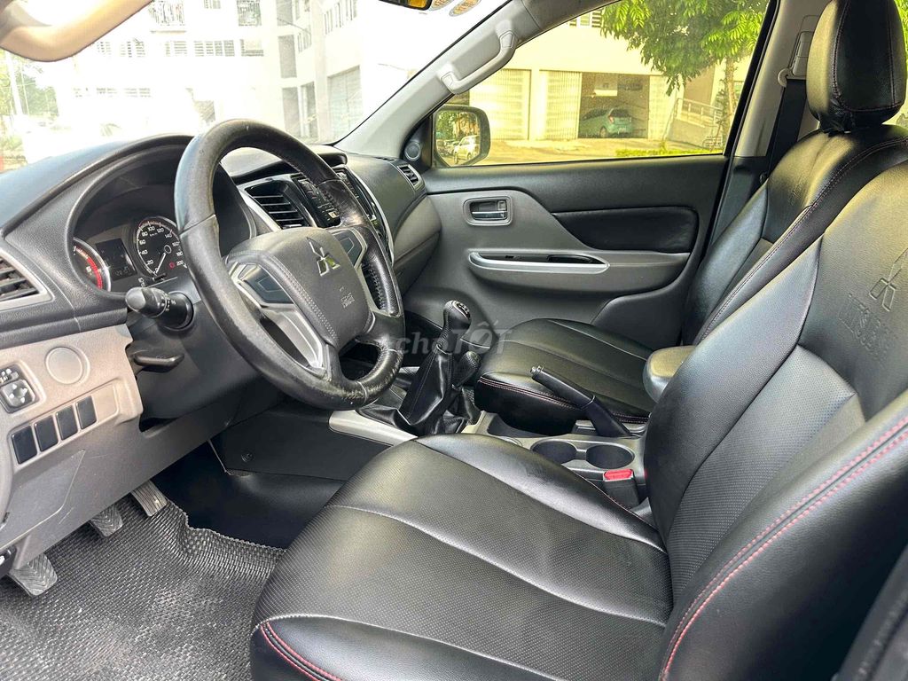 Mitsubishi Triton 2017 2 cầu. Mua bán Ô tô tại Quận Hà Đông Hà Nội được đăng bởi Hiệp Xoăn Hà Đông hình 6