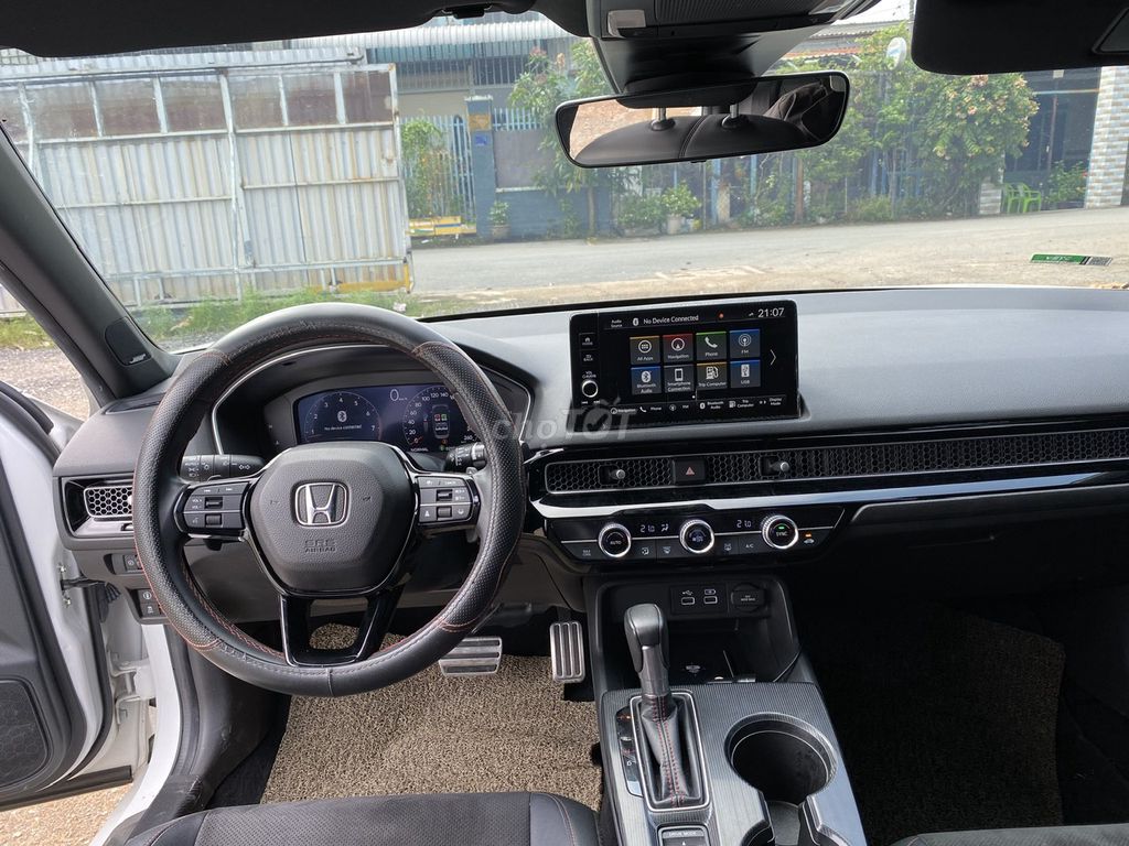 Honda Civic 2023 RS 30.000km Trắng. Mua bán Ô tô tại Thành phố Thủ Đức Tp Hồ Chí Minh được đăng bởi Thành Thuỷ hình 11