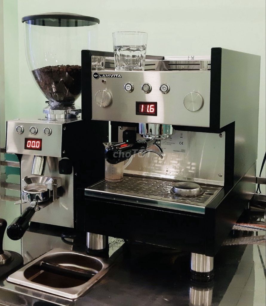 Máy pha cà phê Lamvita Bạc Đen Đã sử dụng. Mua bán Bếp, lò, đồ điện nhà bếp tại Thành phố Phan Rang-Tháp Chàm Ninh Thuận được đăng bởi Phi hình 1