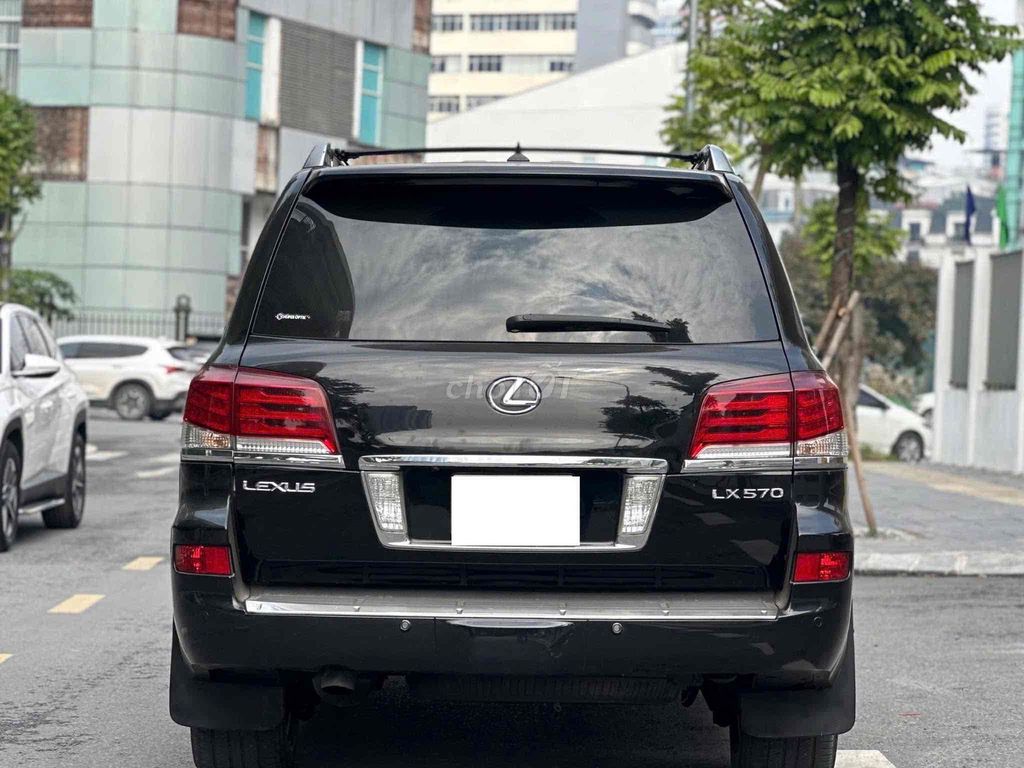 Lexus LX570 model 2015 siêu chất giá rẻ. Mua bán Ô tô tại Quận Cầu Giấy Hà Nội được đăng bởi Cao Quý hình 3